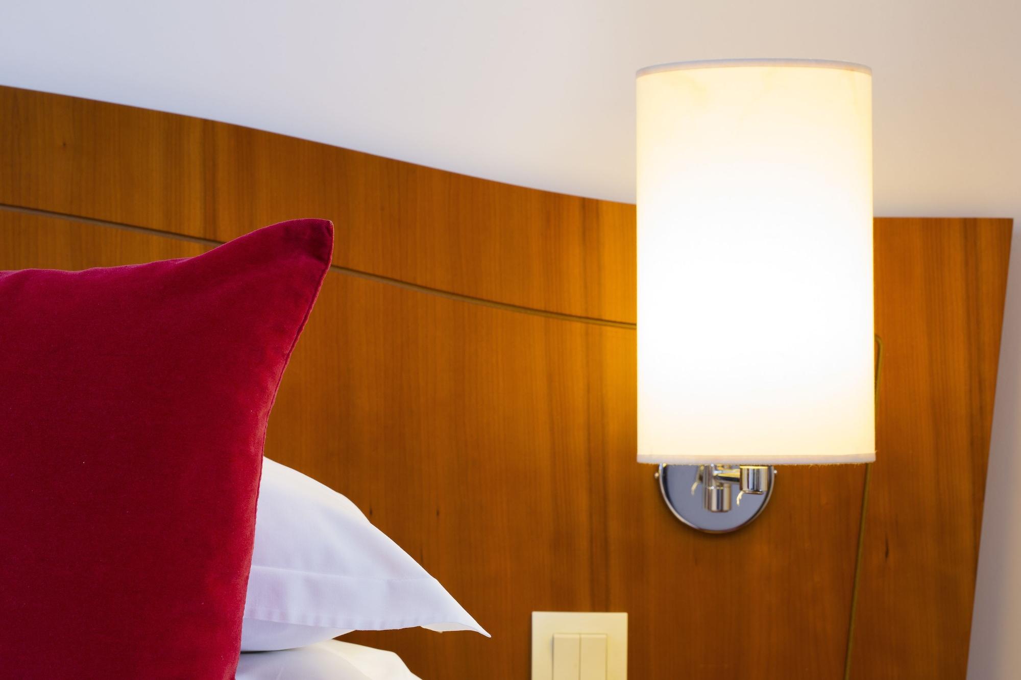 Europe Hotel Paris Eiffel Екстериор снимка