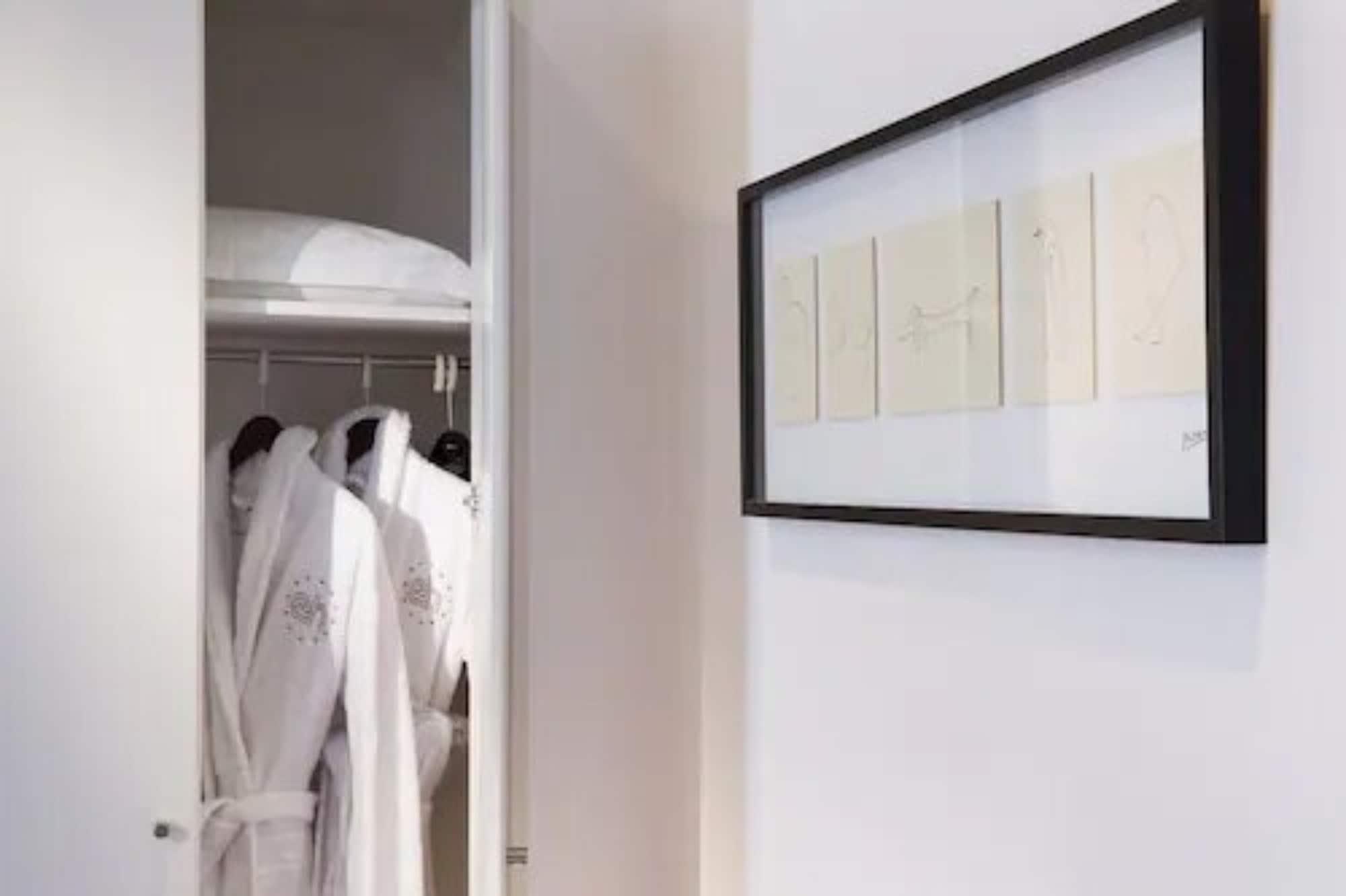 Europe Hotel Paris Eiffel Екстериор снимка