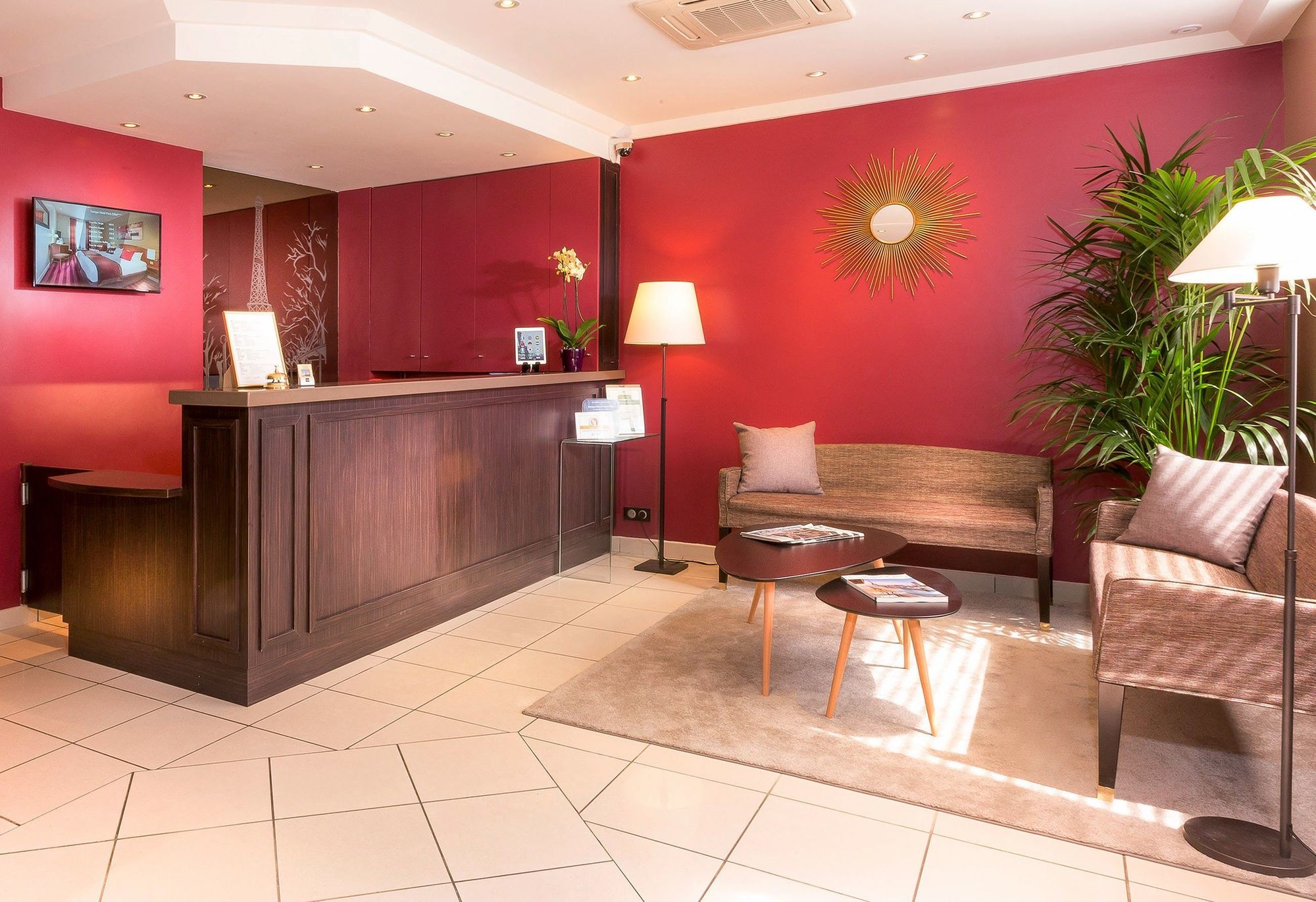 Europe Hotel Paris Eiffel Екстериор снимка