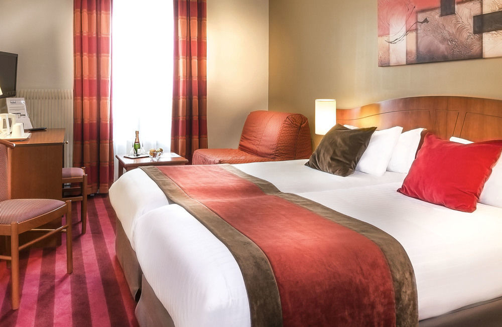 Europe Hotel Paris Eiffel Екстериор снимка