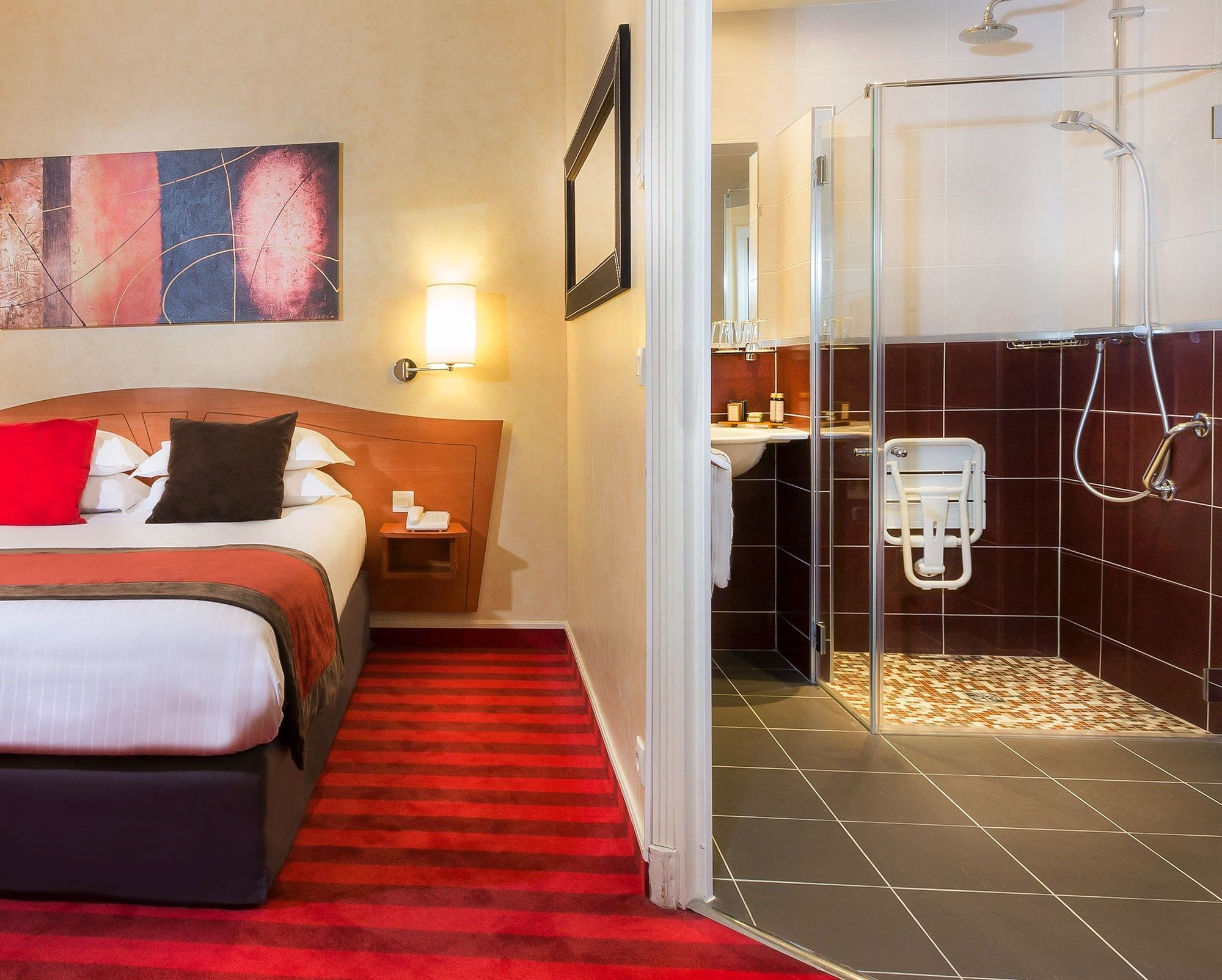 Europe Hotel Paris Eiffel Екстериор снимка