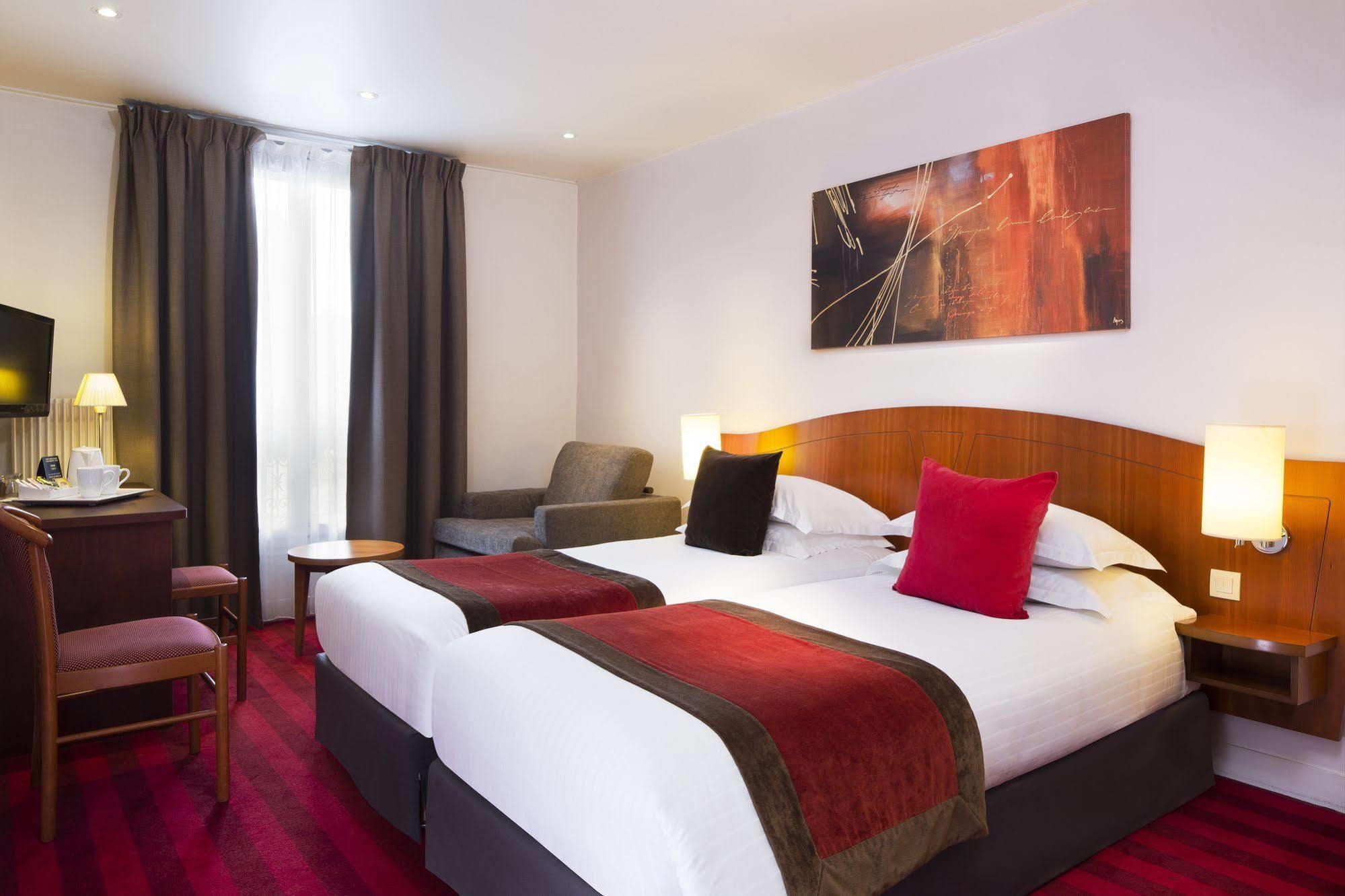 Europe Hotel Paris Eiffel Екстериор снимка